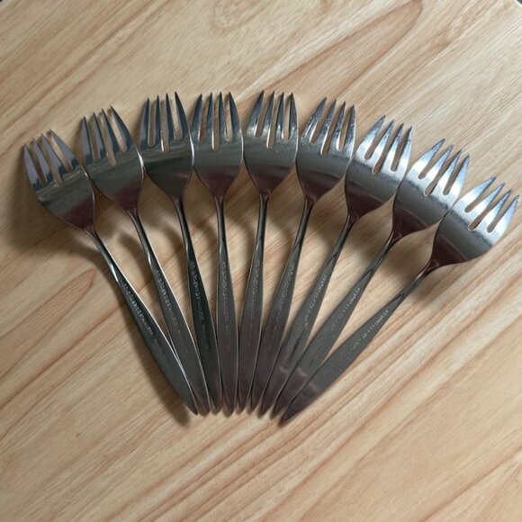 9 Fantasy 1881 Rogers Oneida Salad Forks 6-1/8" Atomic MCM Design Stainless - Picture 6 of 9